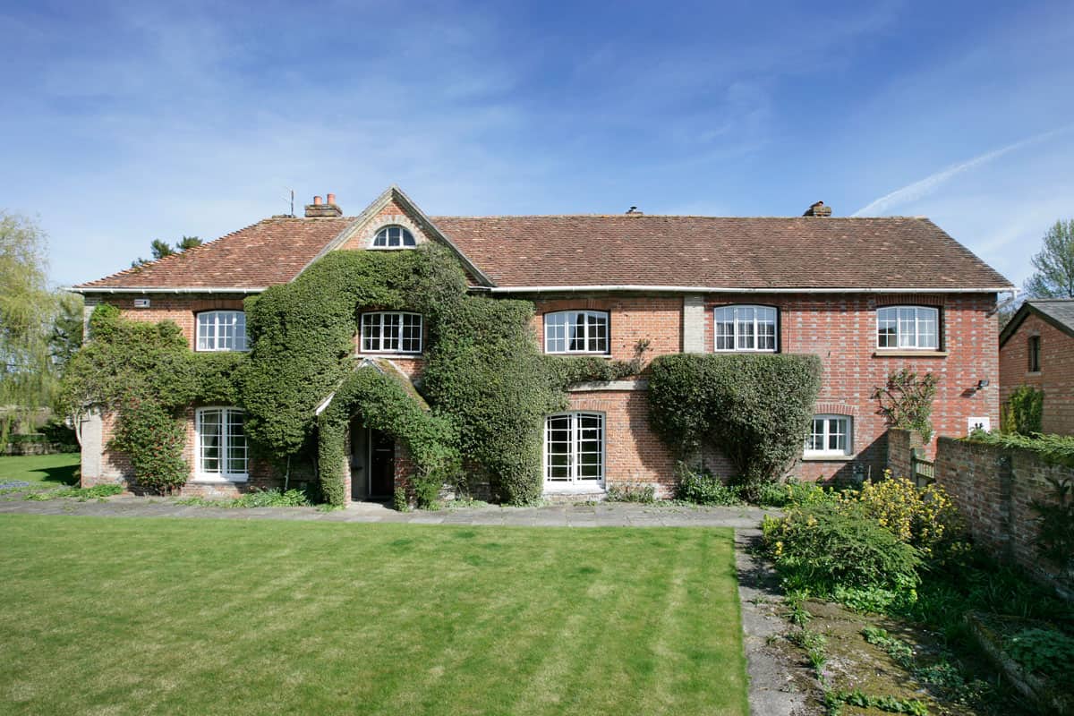Bridge Farm exterior
